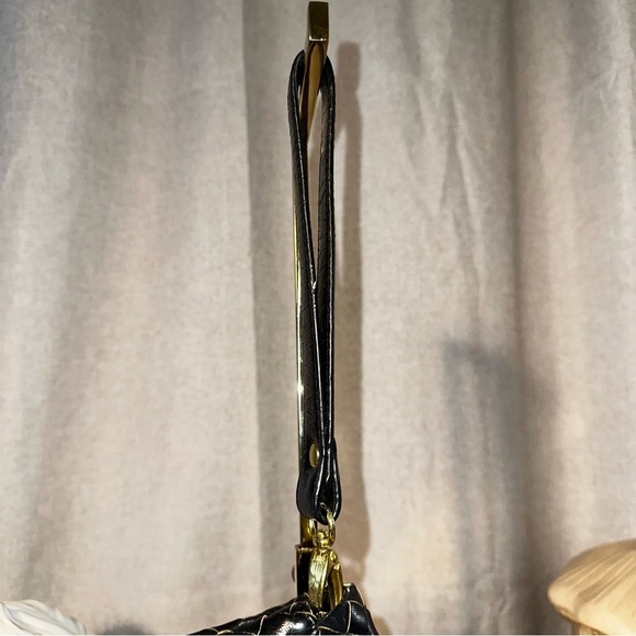 CMZ Black Weave Wristlet​​ - Picture 3 of 7